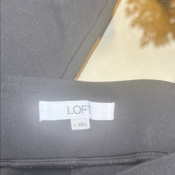 LOFT Classic Black Pants - Picture 3 of 6